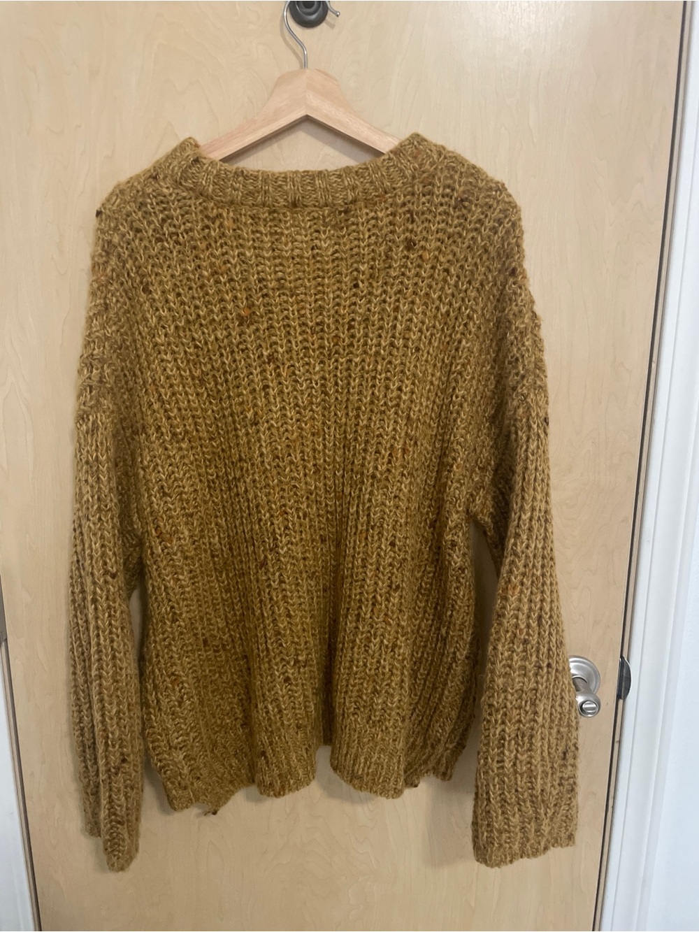 Universal Thread Mustard Yellow Chunky Knit Crewneck Sweater XL - Picture 4 of 7